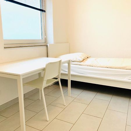 Gemutliches Zimmer 20 Min Vom Frankfurt Hbf 3 Langen  Dış mekan fotoğraf